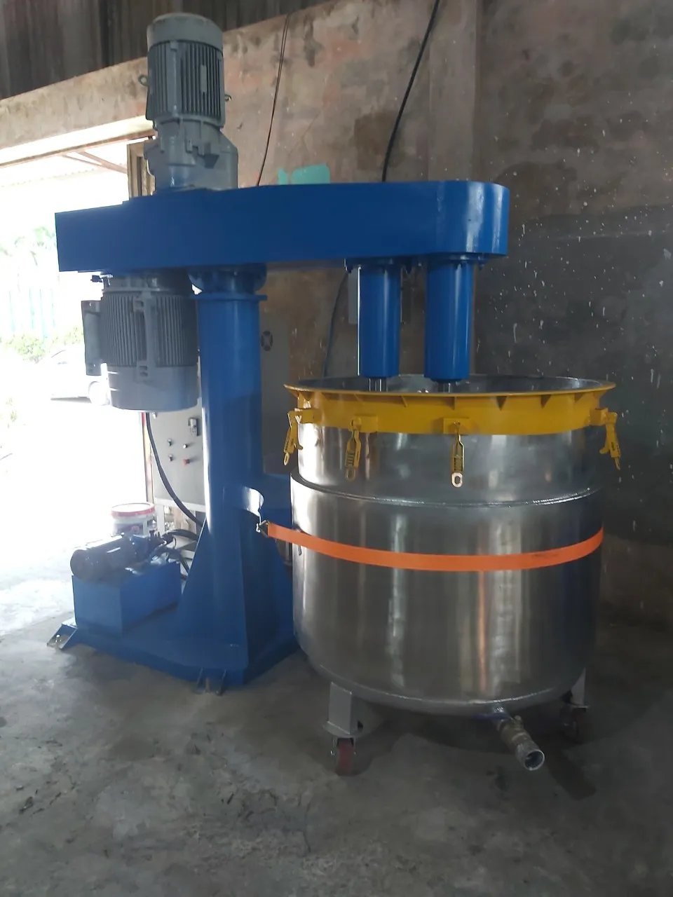 Máy khuấy trộn bột bả